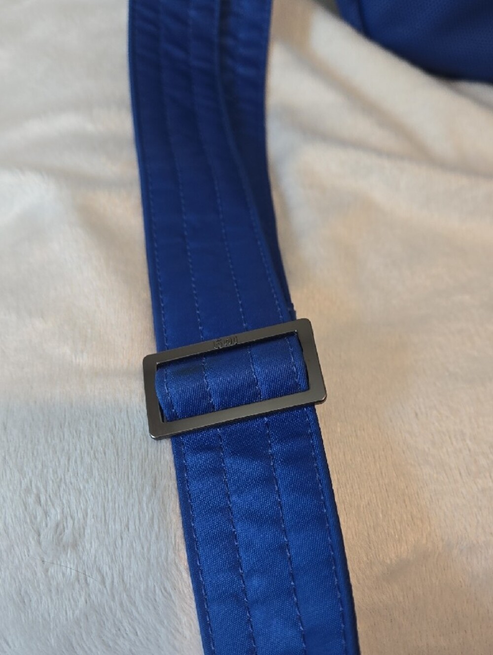 Lug Matte Luxe Shoulder Bag w/ Crossbody Strap - Harmony - Picture 3 of 13